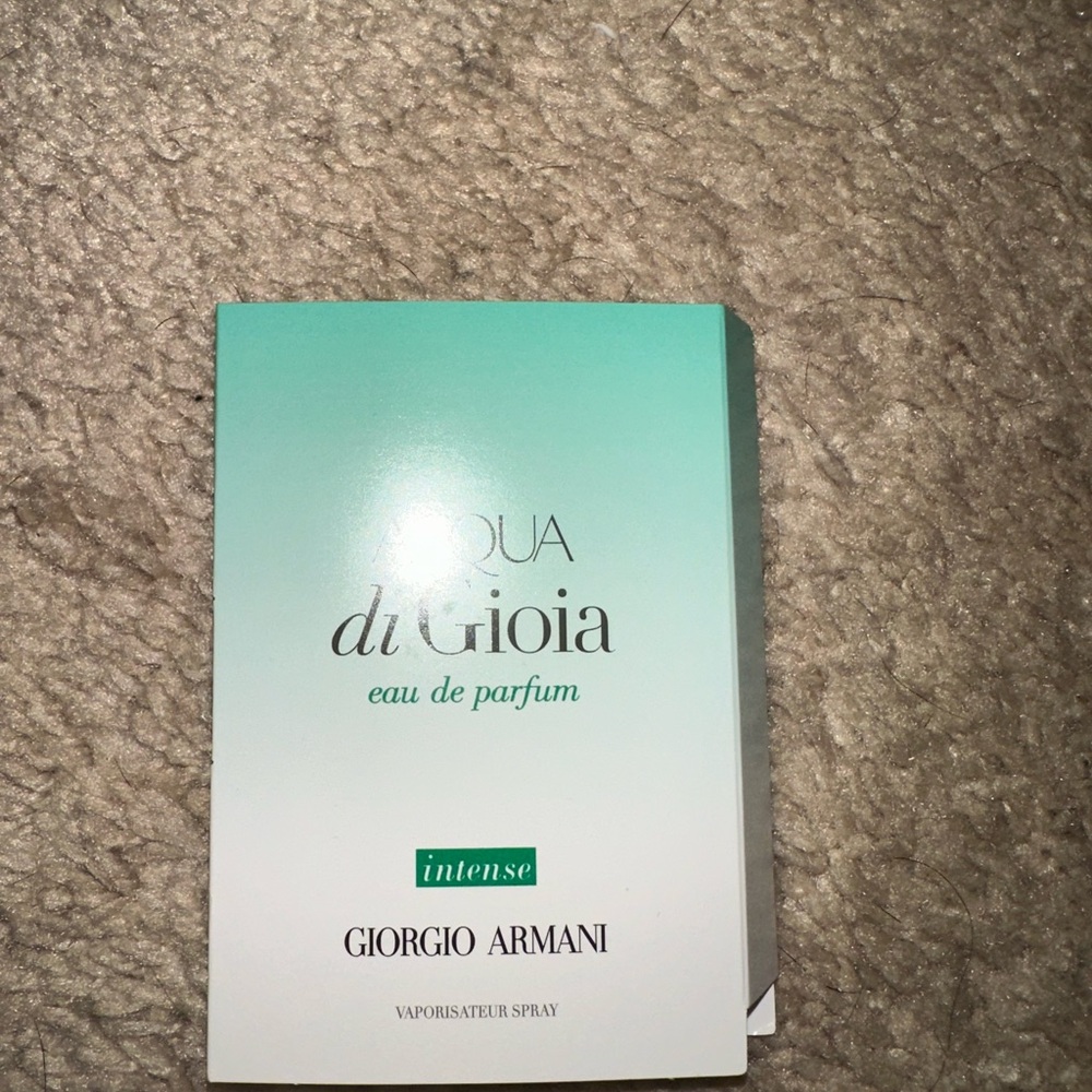 Giorgio Armani Acqua di Gioia Intense Eau de Parfum - Green and White